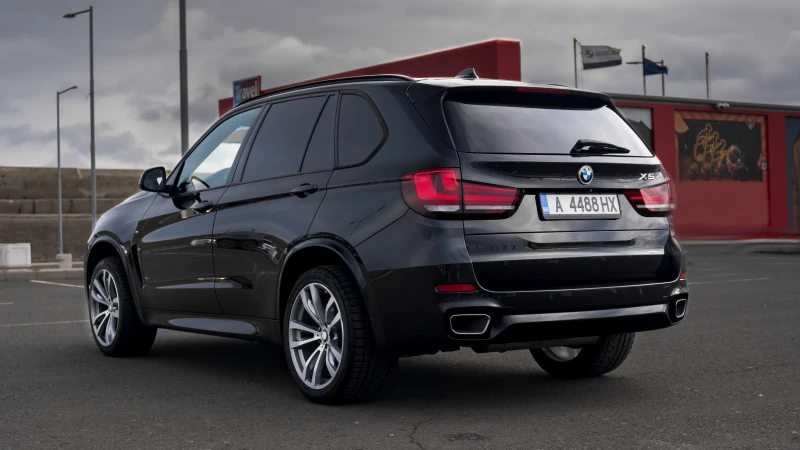 BMW X5 F15, снимка 3 - Автомобили и джипове - 52542787