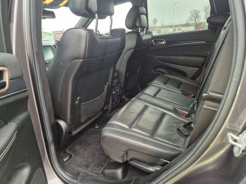 Jeep Grand cherokee OVERLAND, снимка 10 - Автомобили и джипове - 53191454