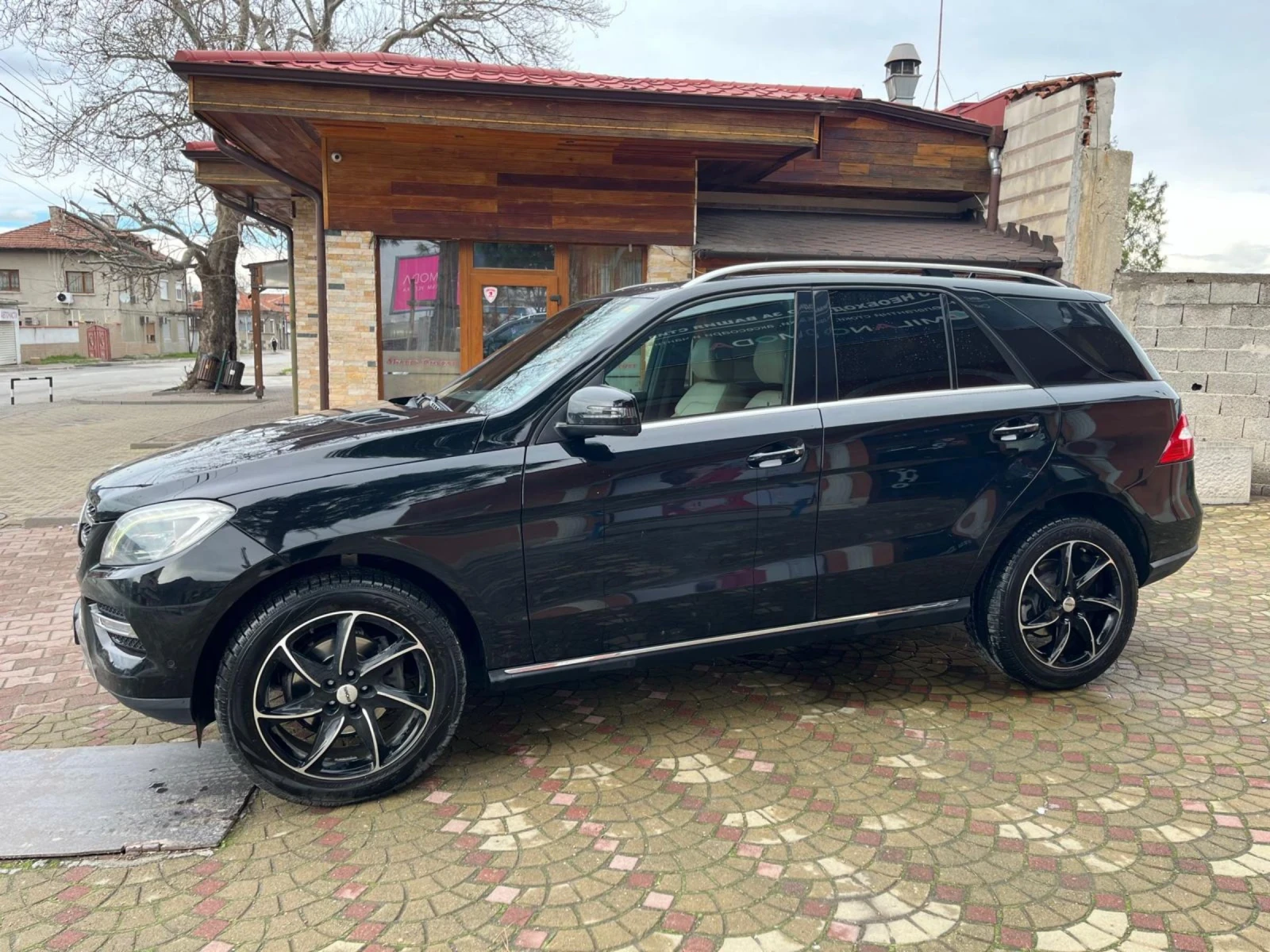 Mercedes-Benz ML 350 ML350 Обслужен  - изображение 4