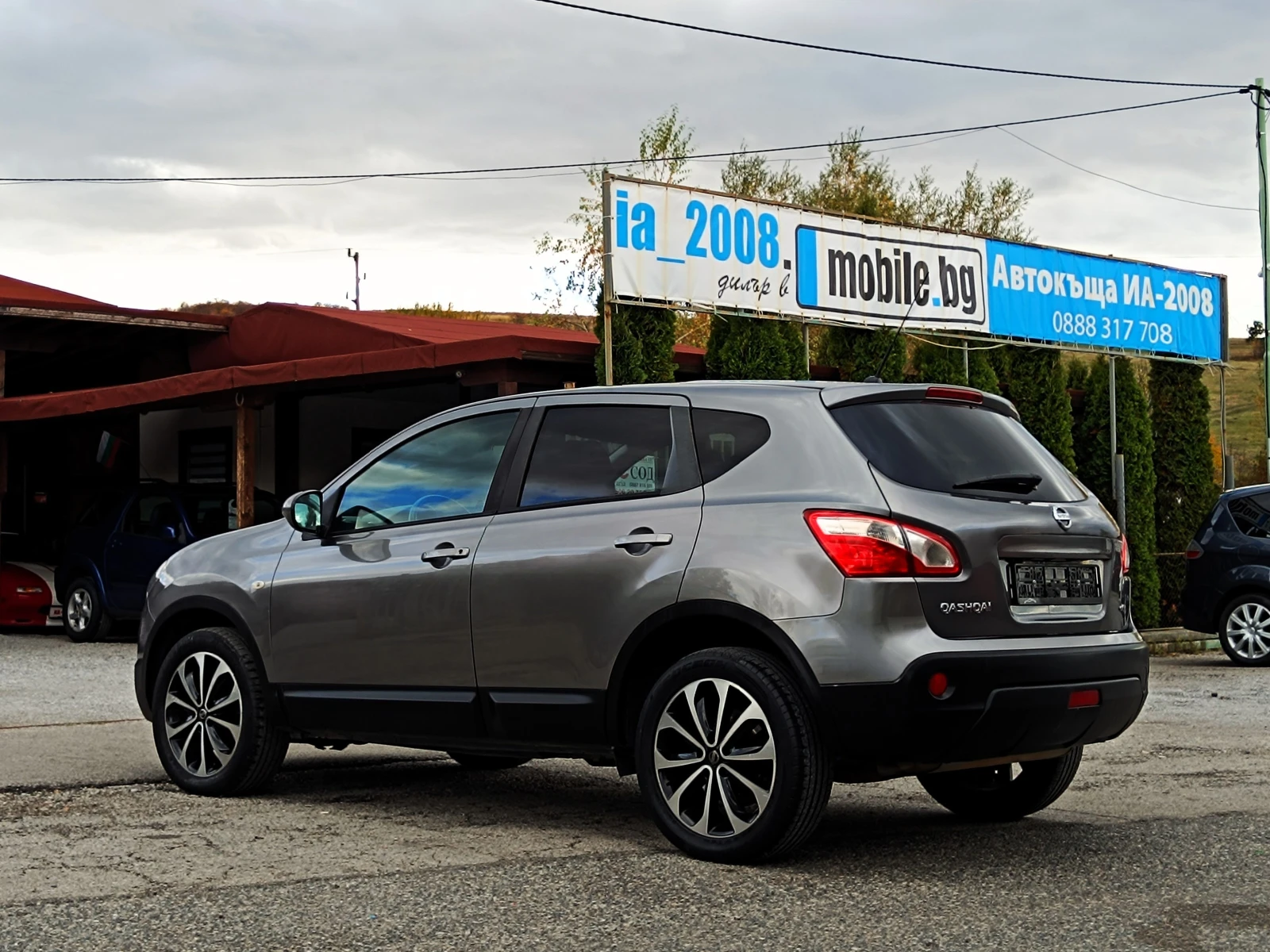 Nissan Qashqai 2.0 DCi* 4x4* NAVI* КАМЕРА* ПАНОРАМА*  - изображение 6