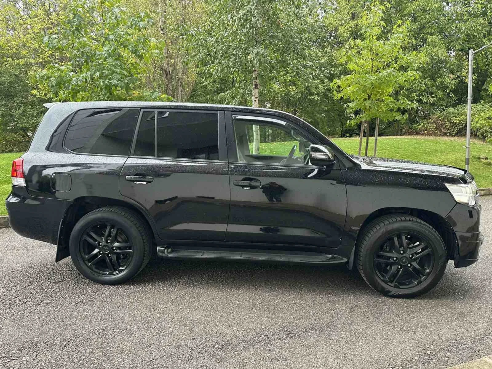 Toyota Land cruiser 200 / 4.5D / FACE 2020 - изображение 8