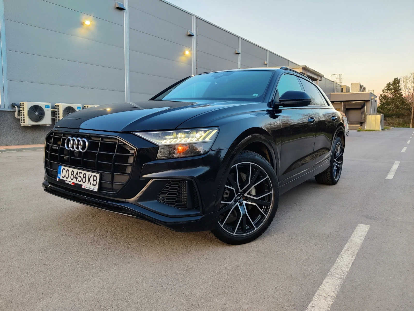 Audi Q8 55 TFSI QUATTRO BLACK OPTICS PRESTIGE S-LINE
