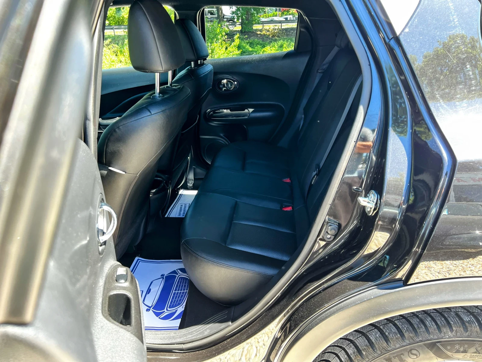 Nissan Juke 1.6i 133000km AUTOMATIK EURO6, снимка 14 - Автомобили и джипове - 54719176
