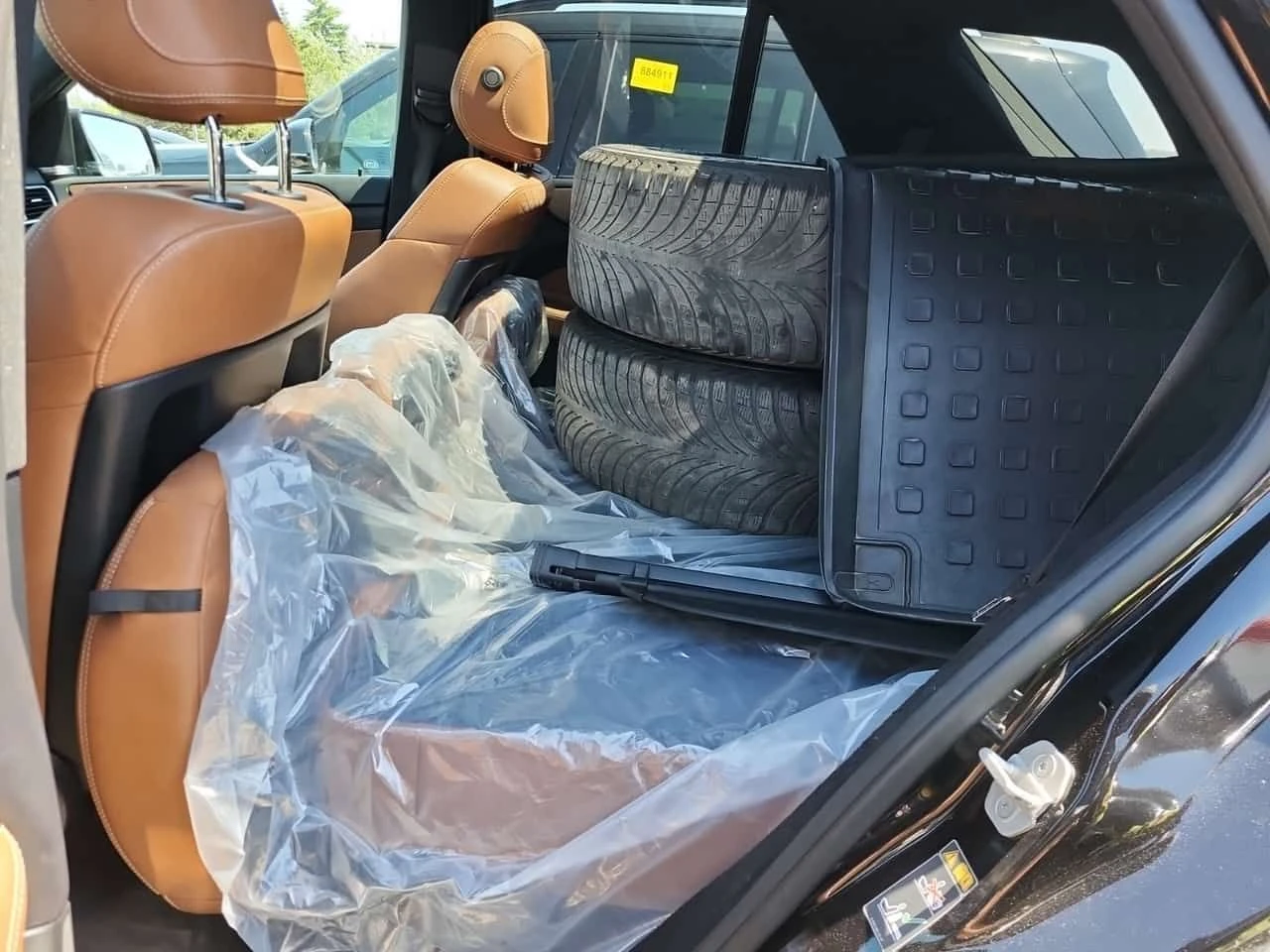 Mercedes-Benz GLE 350 D/ПАНОРАМА/360/ВТОРИ ГУМИ И ДЖАНТИ, снимка 10 - Автомобили и джипове - 54737256