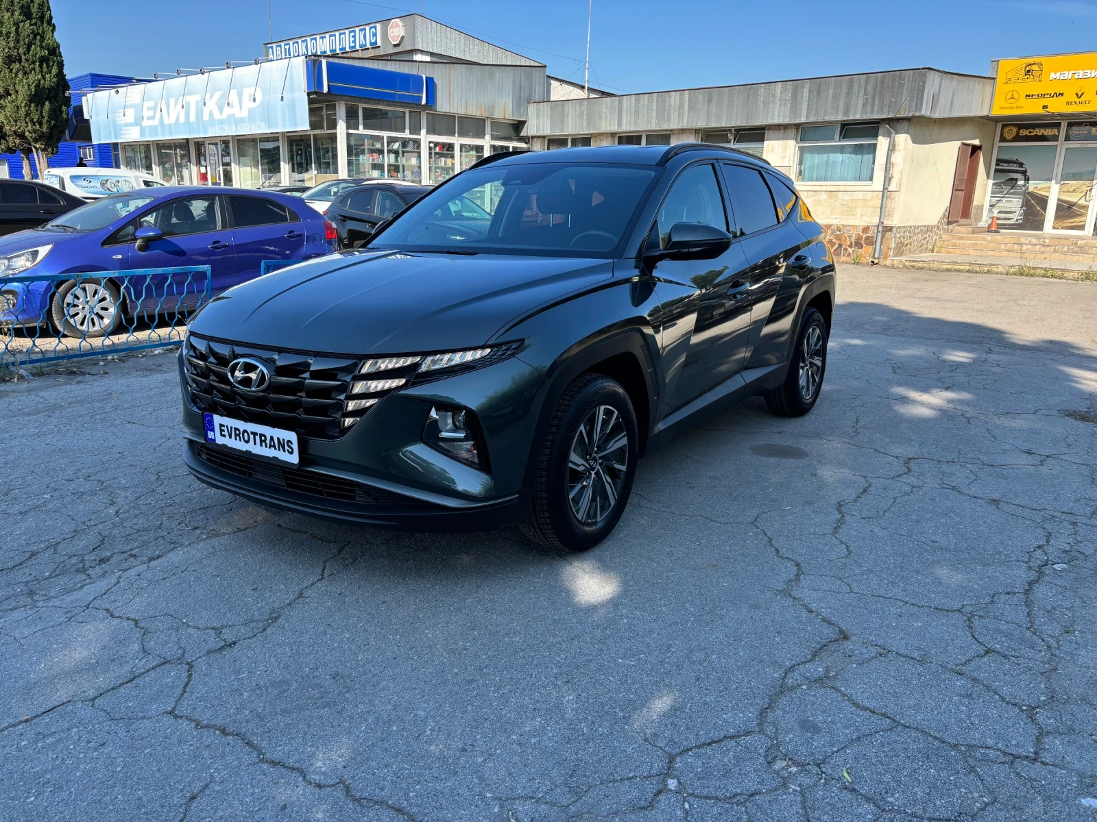 Hyundai Tucson 1, 6 crdi Xtech, снимка 4 - Автомобили и джипове - 54869693