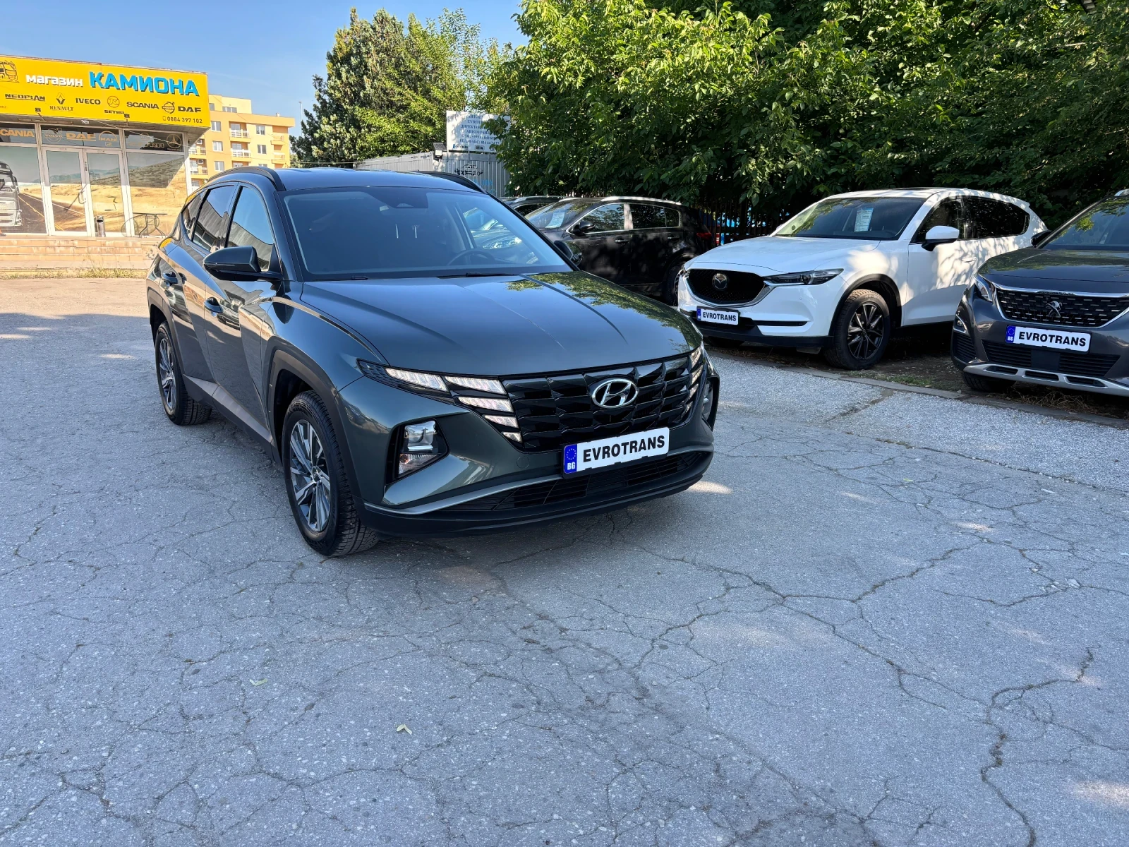 Hyundai Tucson 1, 6 crdi Xtech, снимка 3 - Автомобили и джипове - 54869693