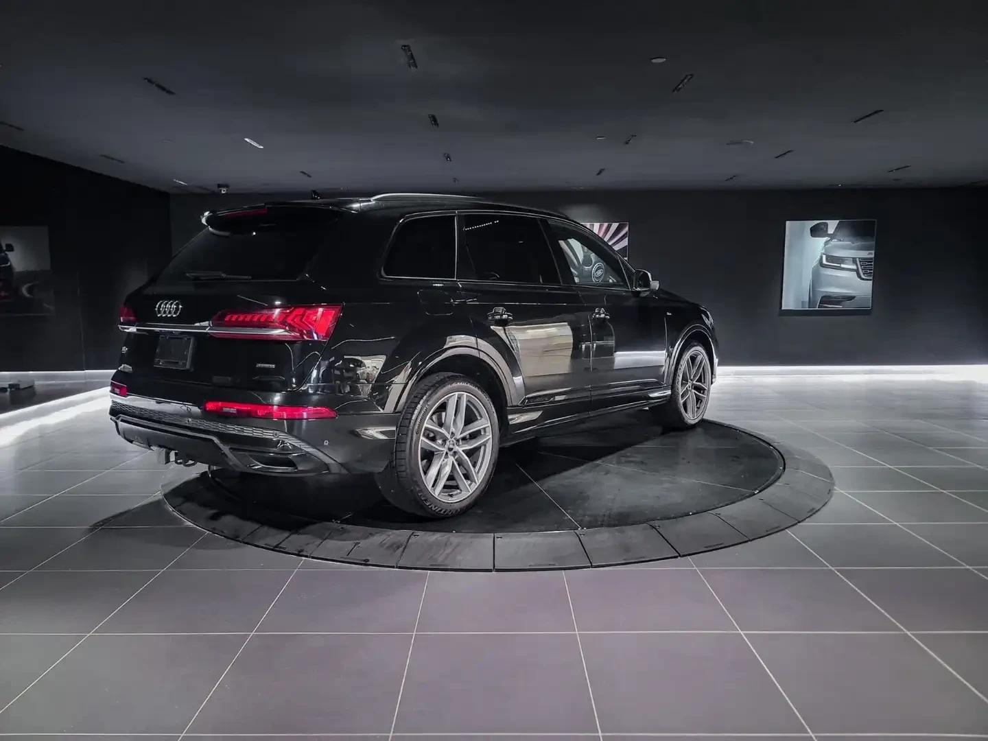 Audi Q7 55TFSI* MATRIX* S* LINE* ОБДУХВАНЕ* 7* МЕСТА* 360К, снимка 2 - Автомобили и джипове - 55058452