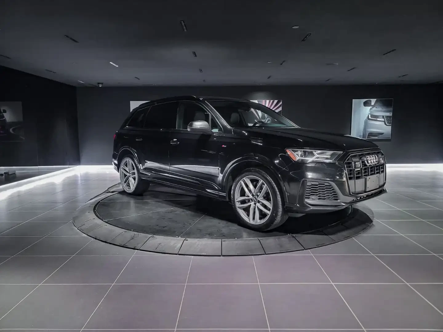 Audi Q7 55TFSI* MATRIX* S* LINE* ОБДУХВАНЕ* 7* МЕСТА* 360К, снимка 3 - Автомобили и джипове - 55058452