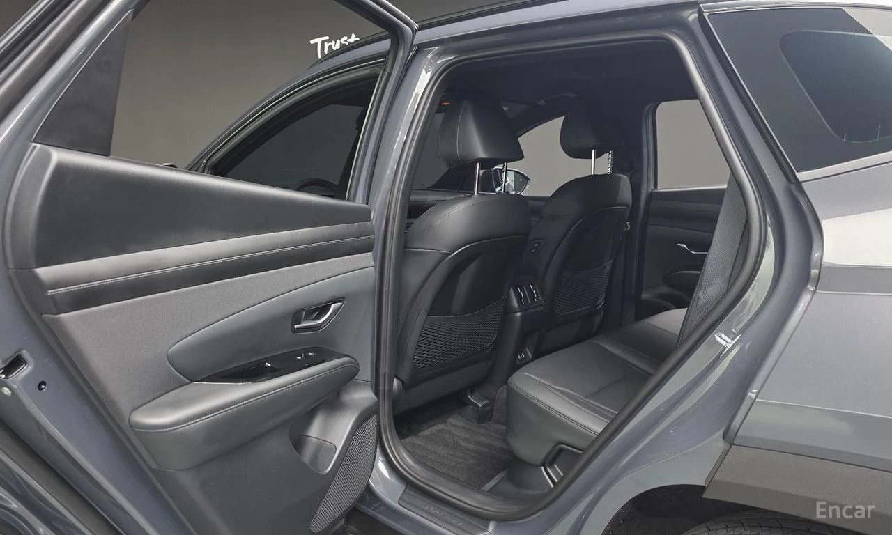 Hyundai Tucson 1.6 Hybrid 4x4* DISTRONIC* ПОДГРЕВ* ОБДУХВАНЕ* , снимка 15 - Автомобили и джипове - 55309277