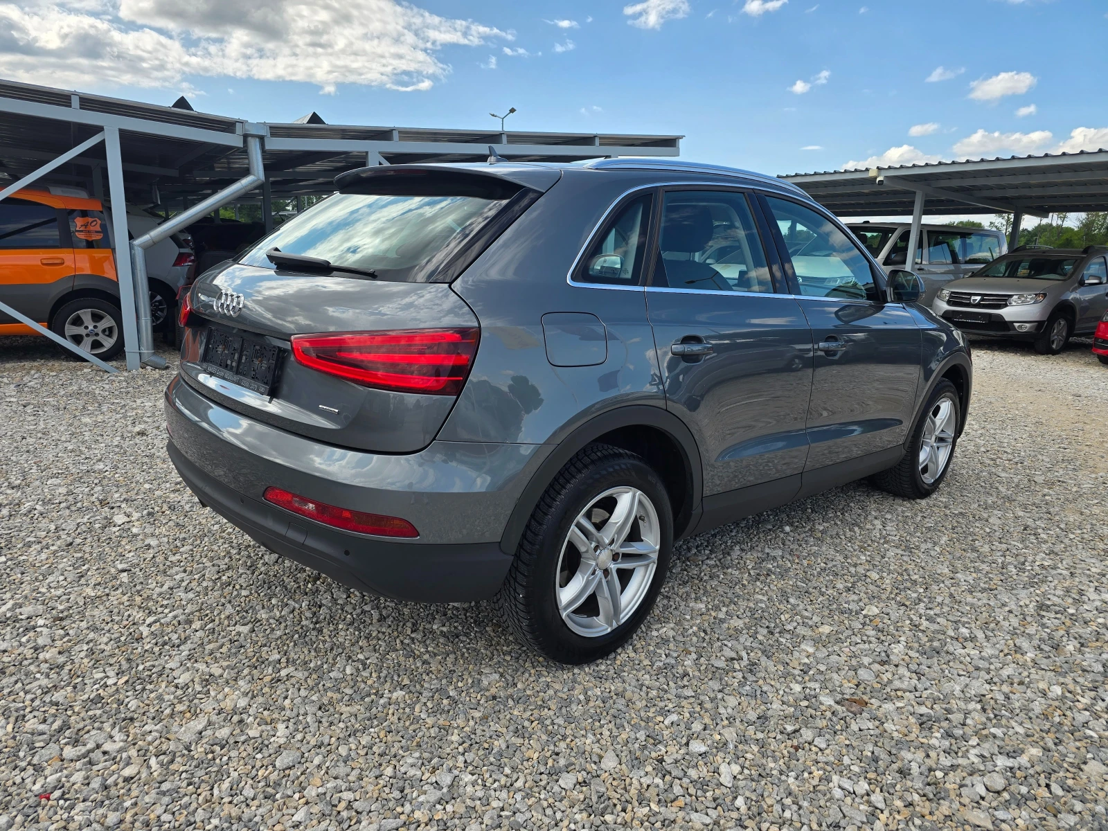 Audi Q3 2.0TDI QUATTRO РЕАЛНИ КИЛОМЕТРИ, снимка 5 - Автомобили и джипове - 55494049