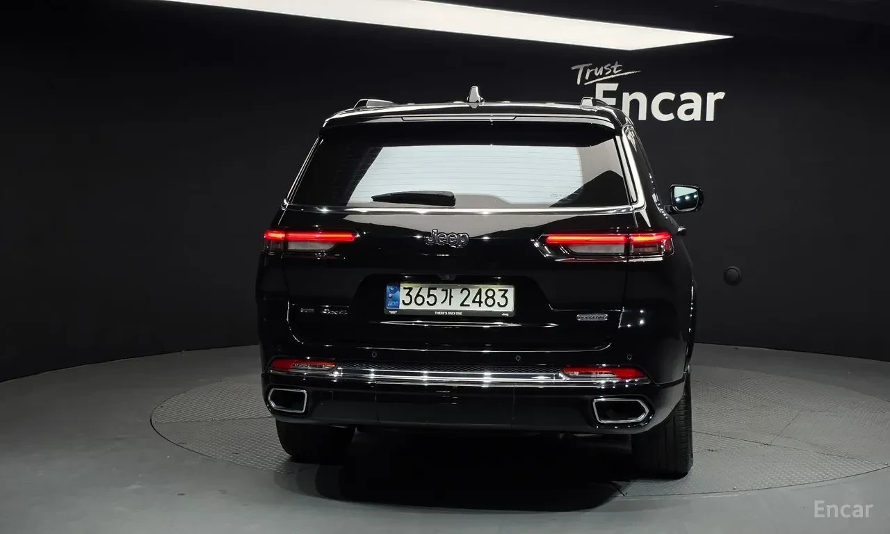 Jeep Grand cherokee * AWD* Virtual* Подгрев* Пано* 360* Дистроник* , снимка 4 - Автомобили и джипове - 55692749