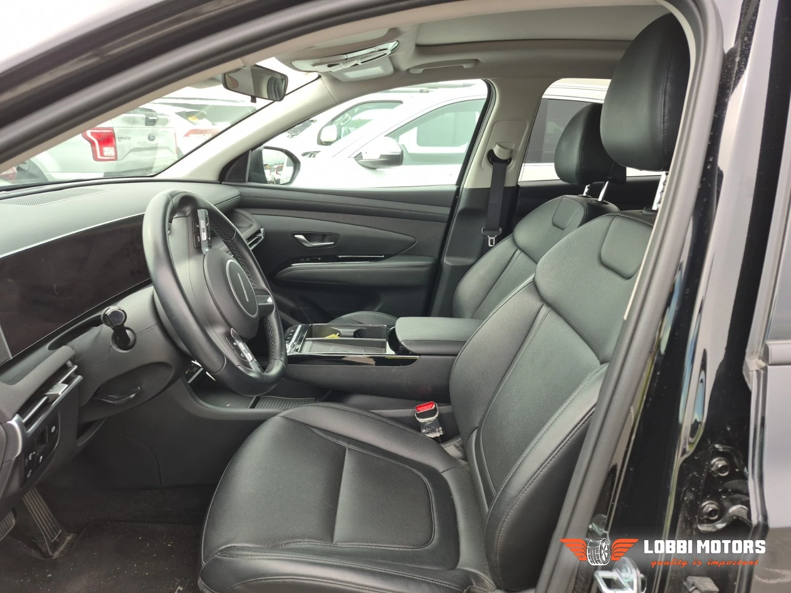 Hyundai Tucson, снимка 4 - Автомобили и джипове - 56018239