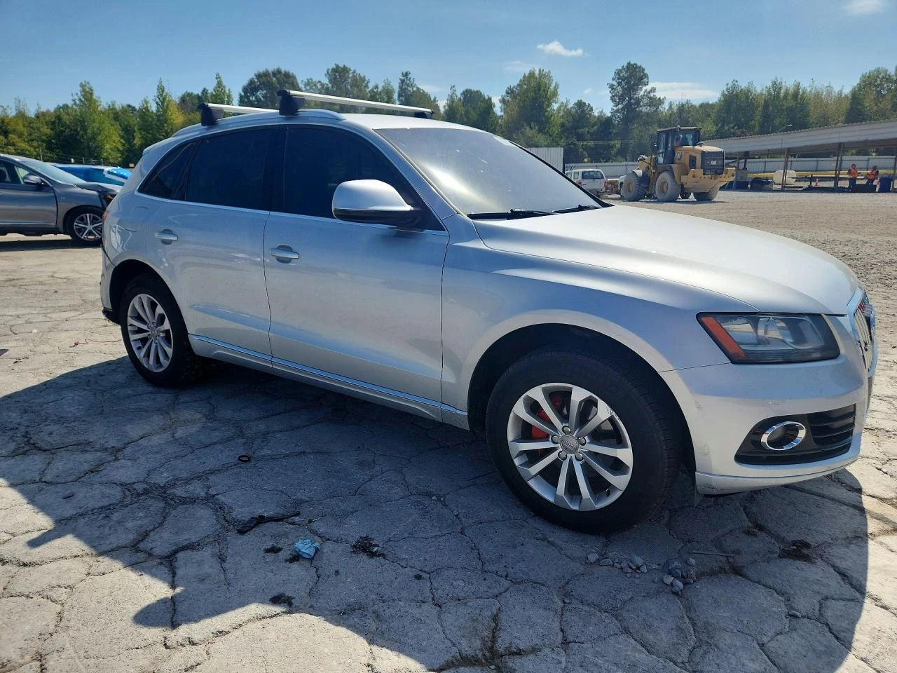 Audi Q5 2.0l Premium, снимка 4 - Автомобили и джипове - 56133799