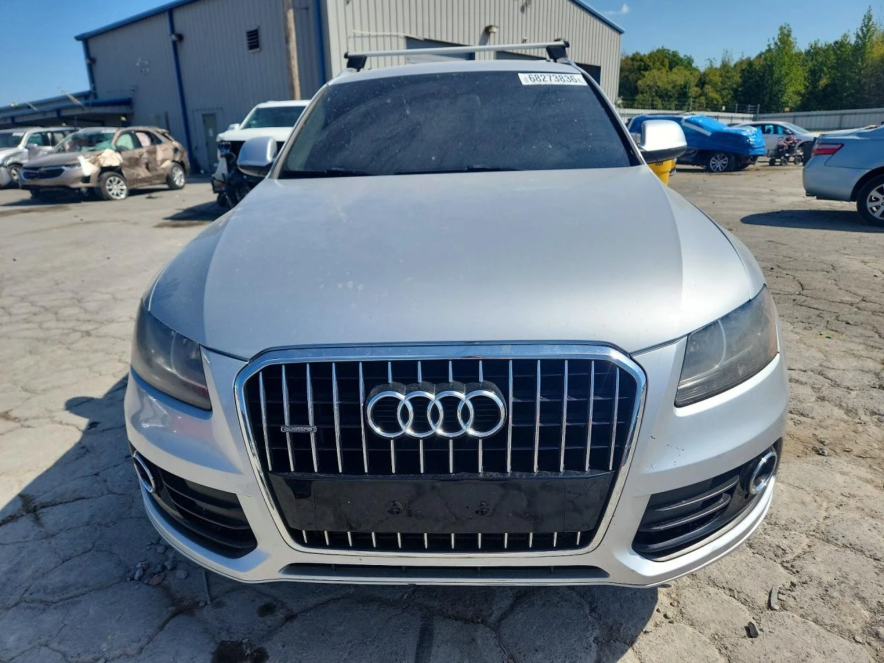 Audi Q5 2.0l Premium, снимка 5 - Автомобили и джипове - 56133799