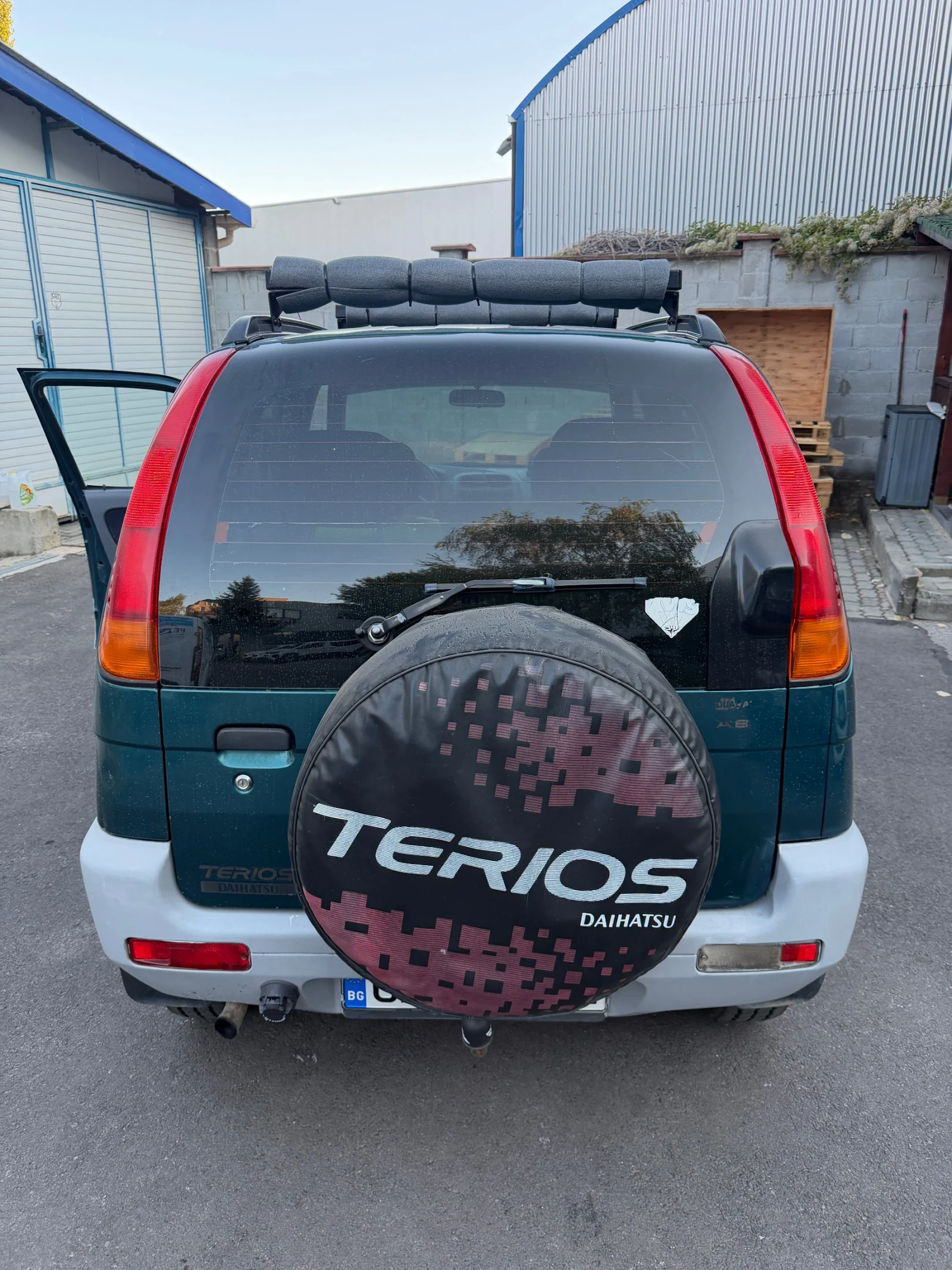 Daihatsu Terios, снимка 10 - Автомобили и джипове - 56218580