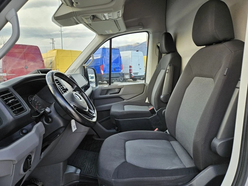 VW Crafter, снимка 9 - Бусове и автобуси - 43550791