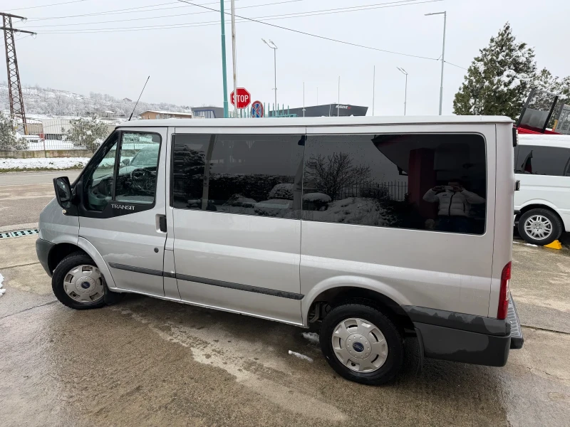 Ford Transit 2.2TDCi* TREND* 125к.с* Климатик* 8+ 1 места, снимка 10 - Бусове и автобуси - 53341039