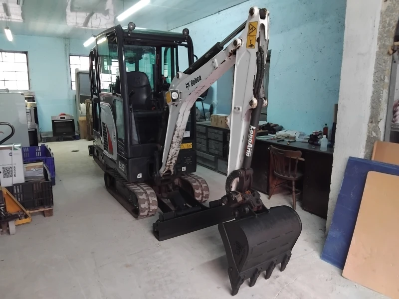 Багер Bobcat Е19