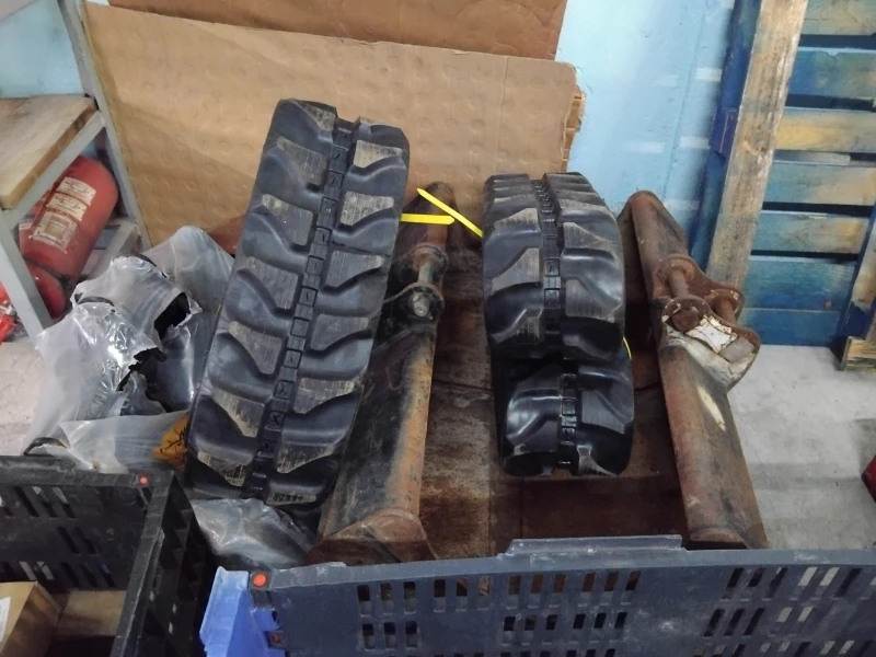 Багер Bobcat Е19, снимка 8 - Индустриална техника - 49416999