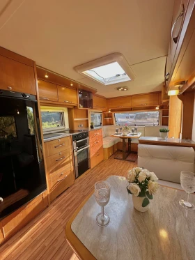 Каравана Tabbert Princess 680 | НОВ ВНОС| БАНЯ И WC| Регистрирана| , снимка 8