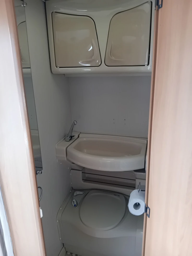 Каравана Caravelair, снимка 2 - Каравани и кемпери - 49397254