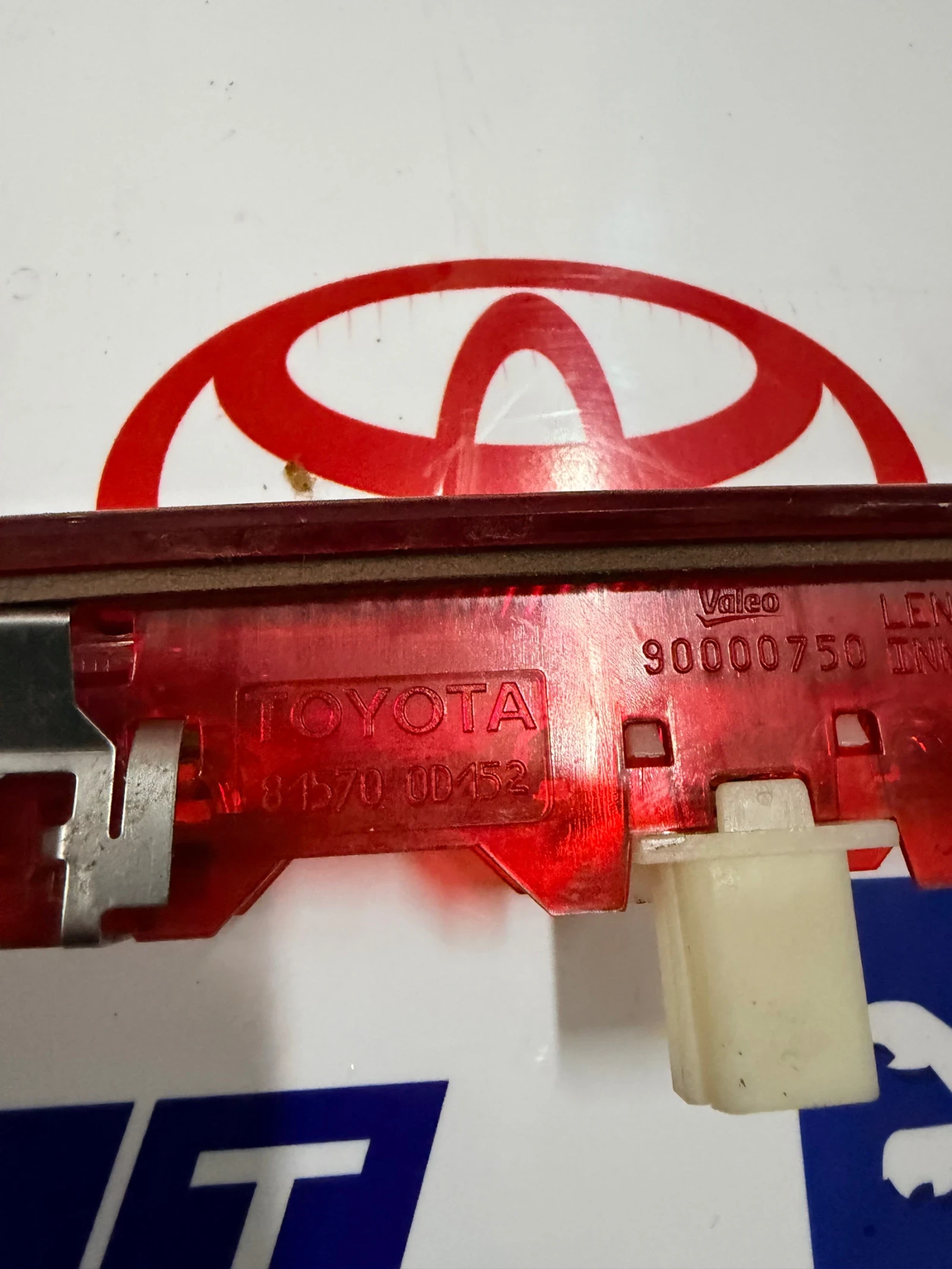 815700D152   TOYOTA YARIS 2018  81570-0D152 Valeo 90000750 | Mobile.bg   2