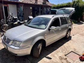 VW Bora 1.6i КАПАРИРАНА, снимка 1