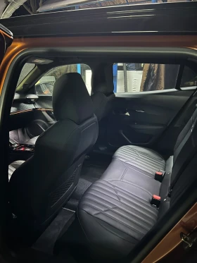 Peugeot 2008 GT Line 1.2 PureTech 130 EAT8 | Auto.bg — изображение 11