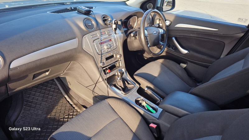 Ford Mondeo 1.8 TDCI 125 десен волан , снимка 15 - Автомобили и джипове - 46348944