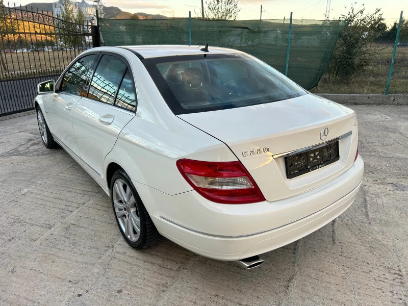 Mercedes-Benz C 220 CDI ELEGANCE, снимка 6 - Автомобили и джипове - 47765899