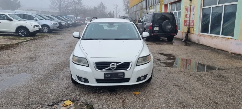 Volvo V50 1.6 HDI FACE 6скорости ITALY, снимка 2 - Автомобили и джипове - 49470861