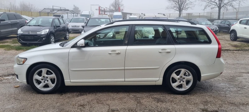 Volvo V50 1.6 HDI FACE 6скорости ITALY, снимка 9 - Автомобили и джипове - 49470861