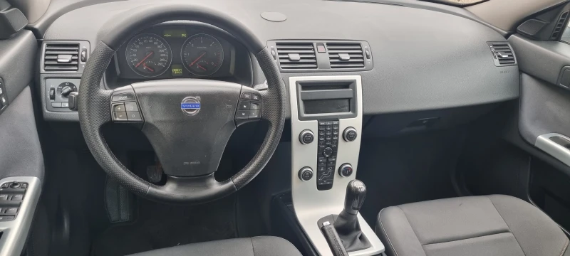 Volvo V50 1.6 HDI FACE 6скорости ITALY, снимка 15 - Автомобили и джипове - 49470861