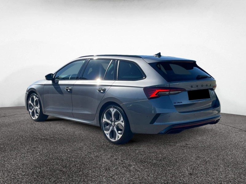 Skoda Octavia 2.0TSI* PANO* DISTR* KEYLESS* LED* CARPLAY* , снимка 4 - Автомобили и джипове - 52490921