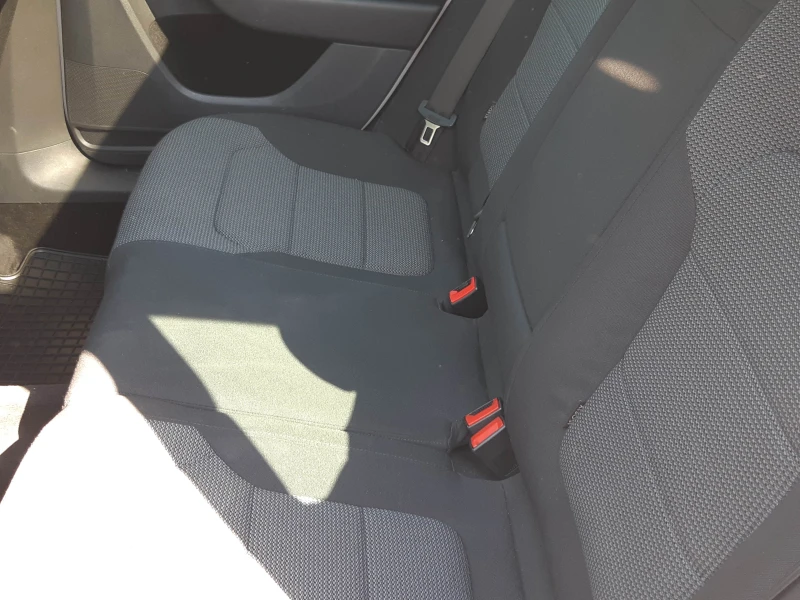 VW Passat Ekofuel Keyless, снимка 13 - Автомобили и джипове - 52524658