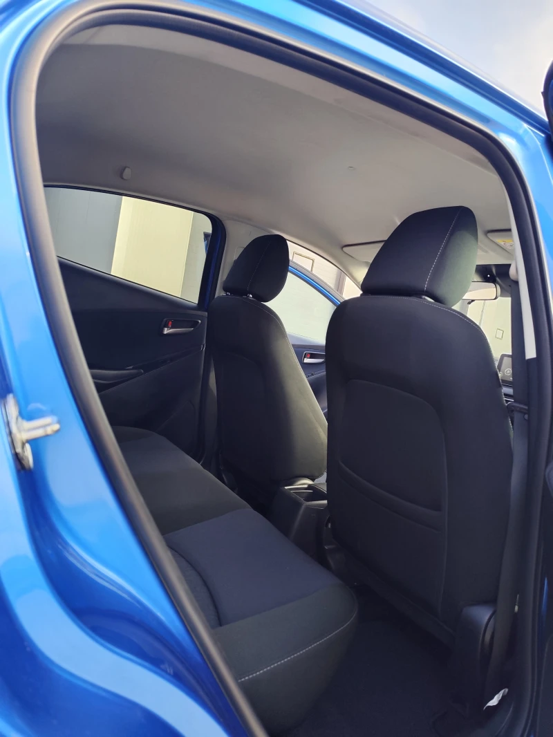 Mazda 2 1.5 Skyactiv, снимка 14 - Автомобили и джипове - 52889497