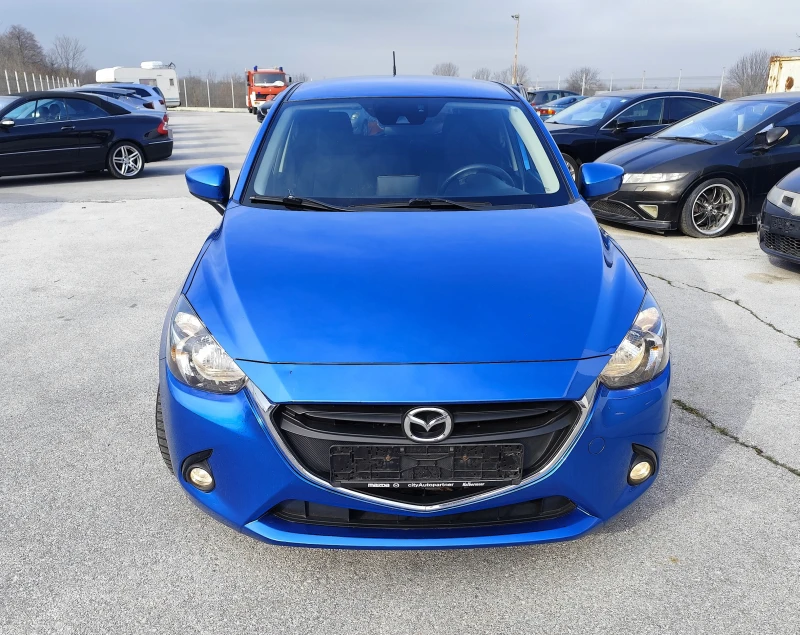 Mazda 2 1.5 Skyactiv, снимка 4 - Автомобили и джипове - 52889497