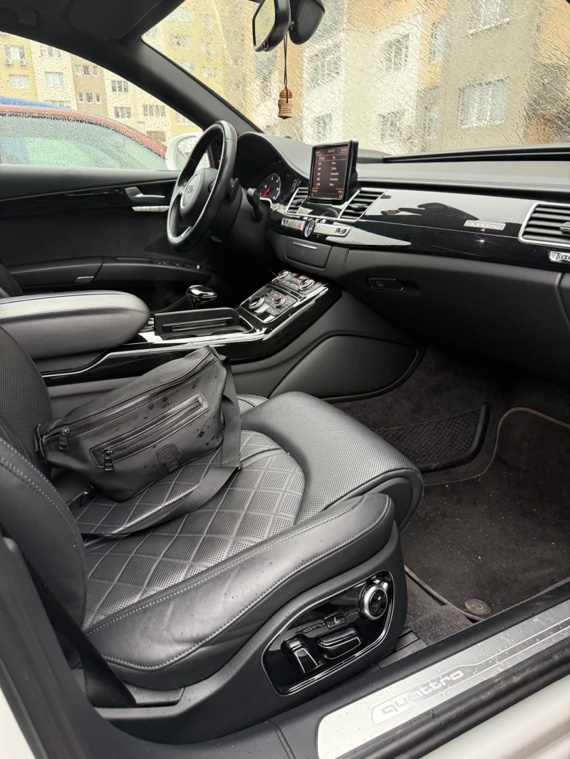 Audi A8, снимка 10 - Автомобили и джипове - 53056920