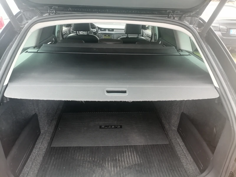 Skoda Octavia 2.0TDI-4X4, снимка 14 - Автомобили и джипове - 53210416