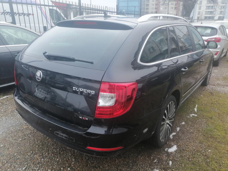 Skoda Octavia 2.0TDI-4X4, снимка 3 - Автомобили и джипове - 53210416