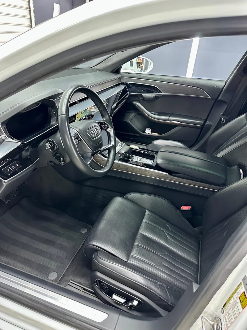 Audi A8 55 TFSI FULL MAX LONG, снимка 9 - Автомобили и джипове - 53446285