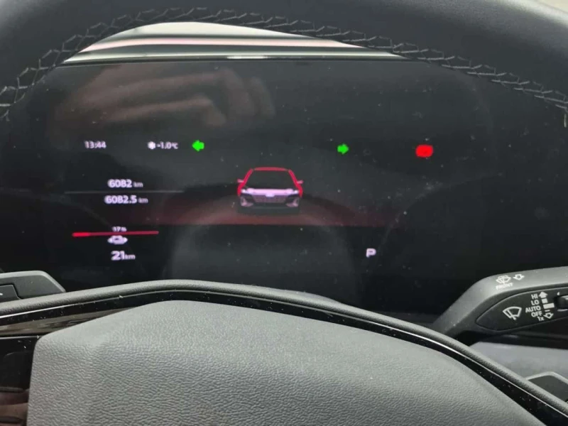 Audi S6 TECHNIK /B&O/360/DIS/PANO/NAVI/LANE ASSIST, снимка 10 - Автомобили и джипове - 53560859