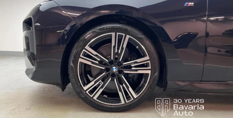 BMW i7 60 xDrive M Sport Paket, снимка 11 - Автомобили и джипове - 53593967