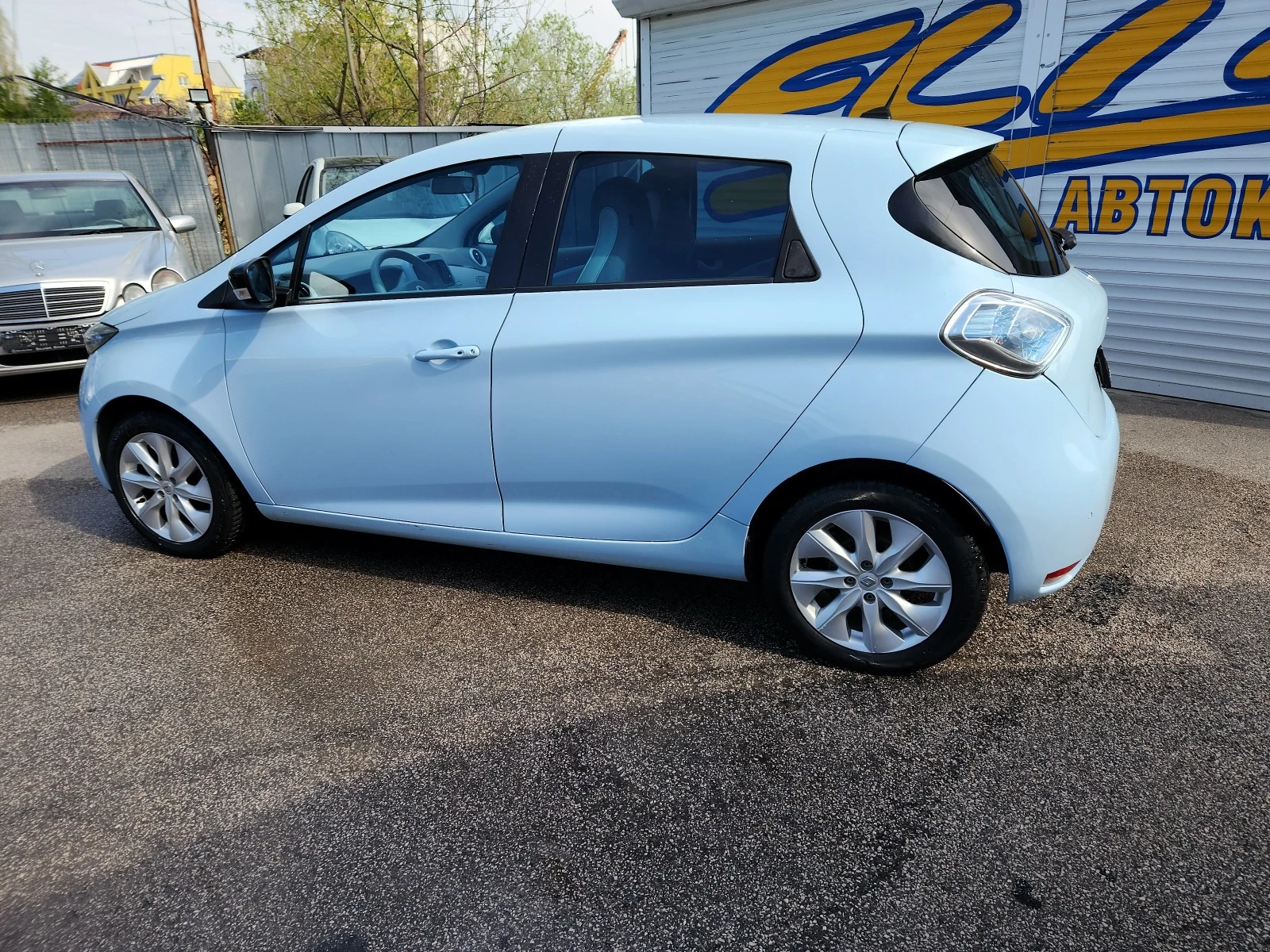 Renault Zoe 22kw. Собствена батерия - изображение 8