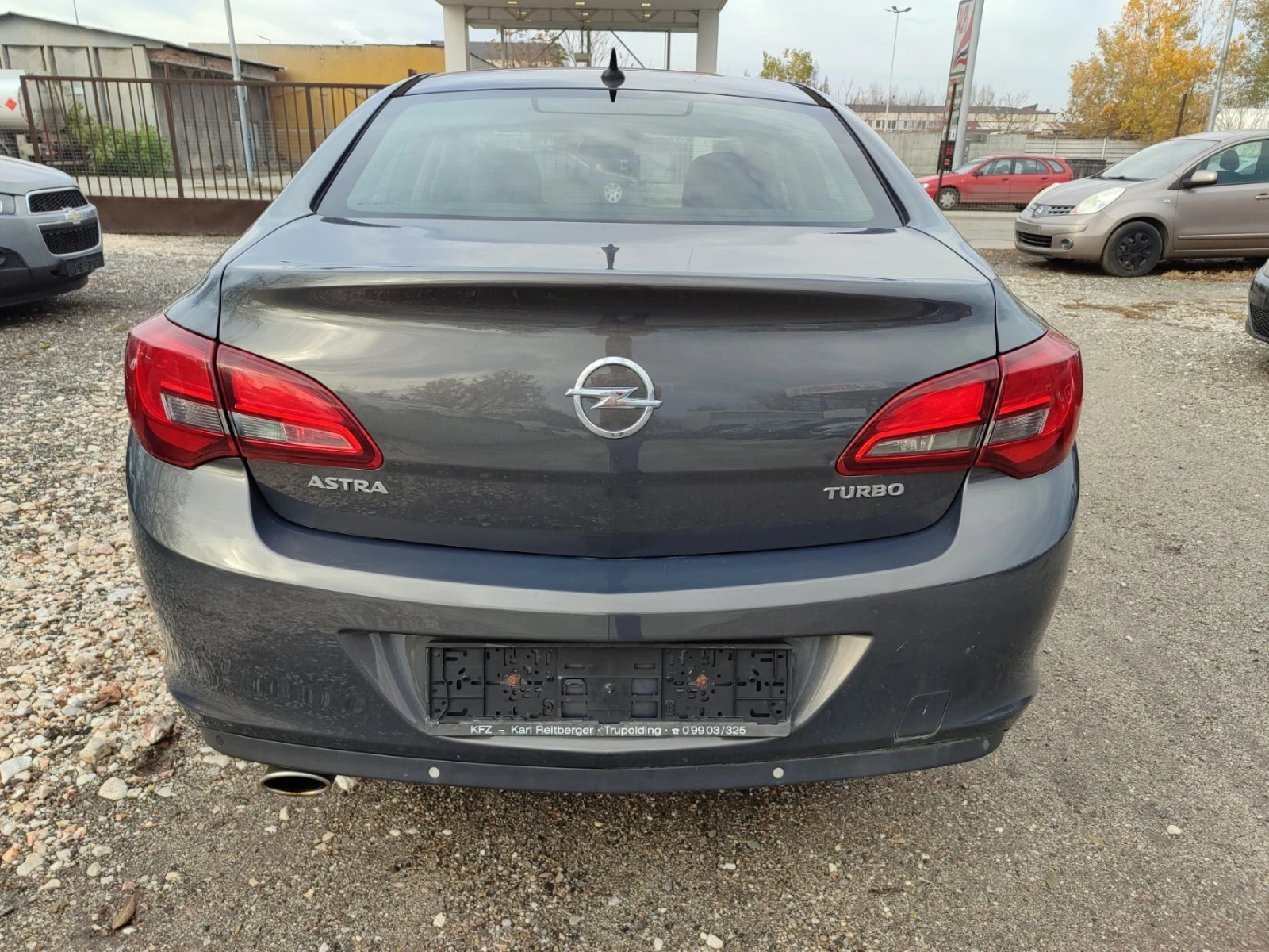 Opel Astra 1.4i - изображение 4