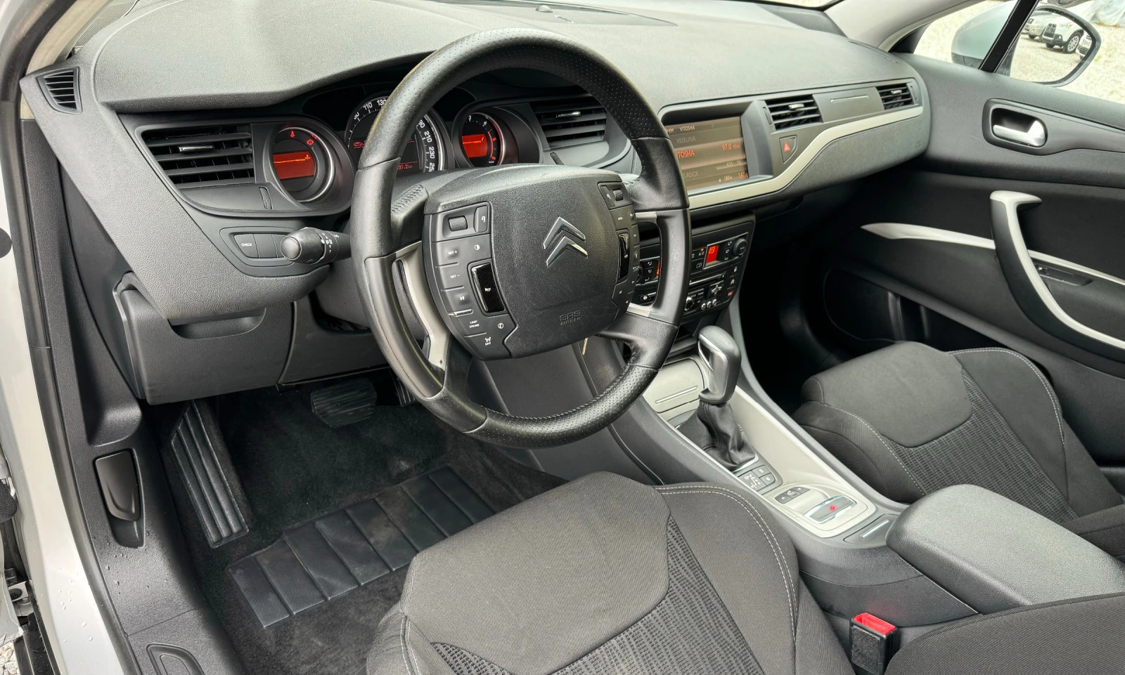 Citroen C5 2, 0 HDI* FACE* AUTOMAT* EURO 5* ИТАЛИЯ - изображение 9