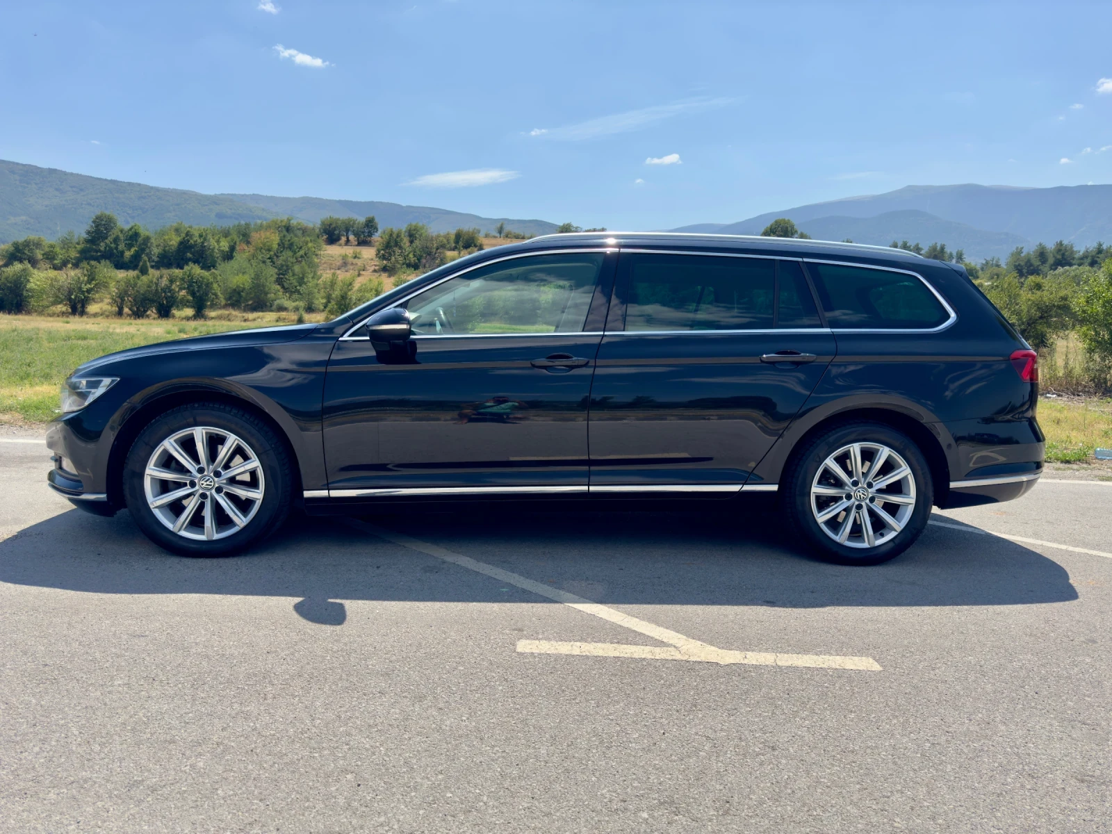 VW Passat 2.0TDi 150 Keyles.Highline Дистр. - изображение 2