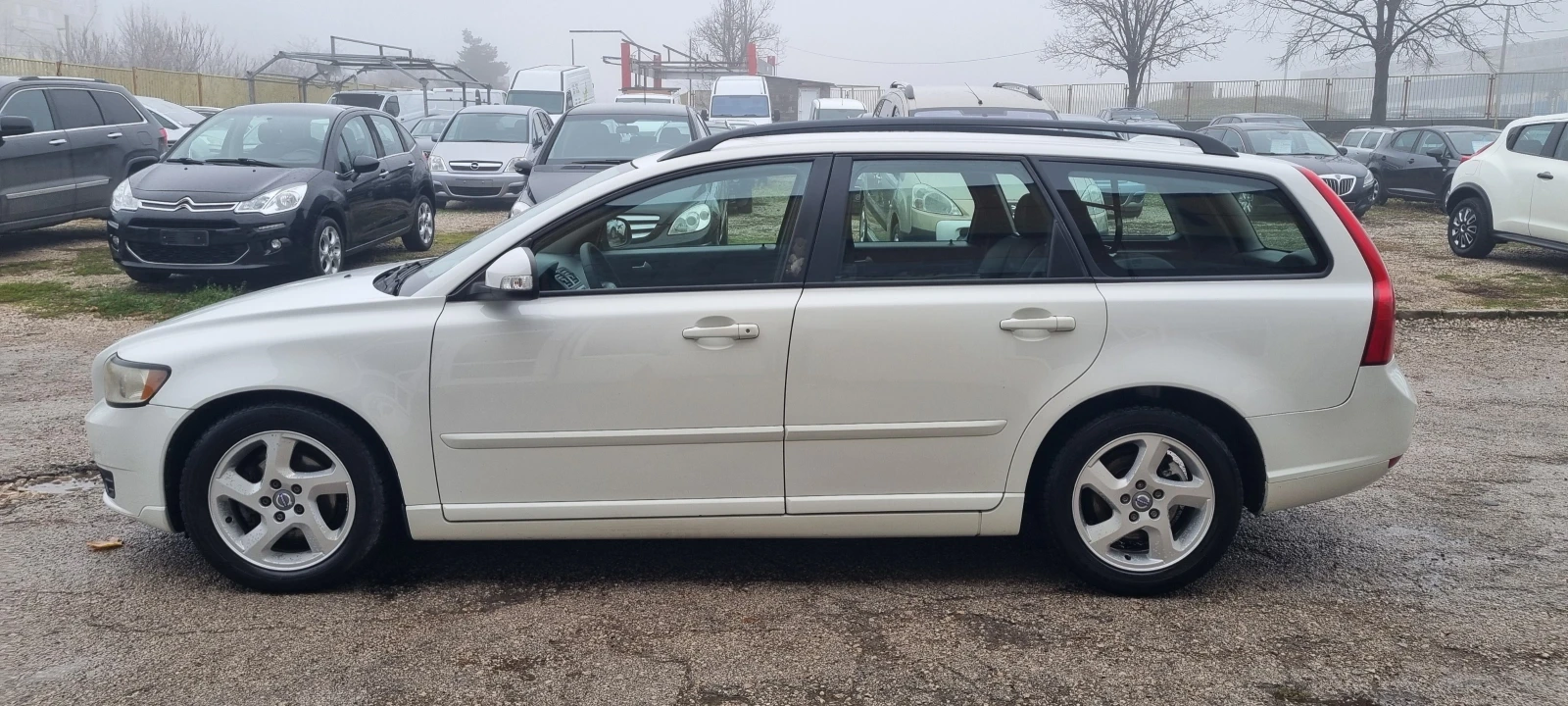 Volvo V50 1.6 HDI FACE 6скорости ITALY - изображение 9