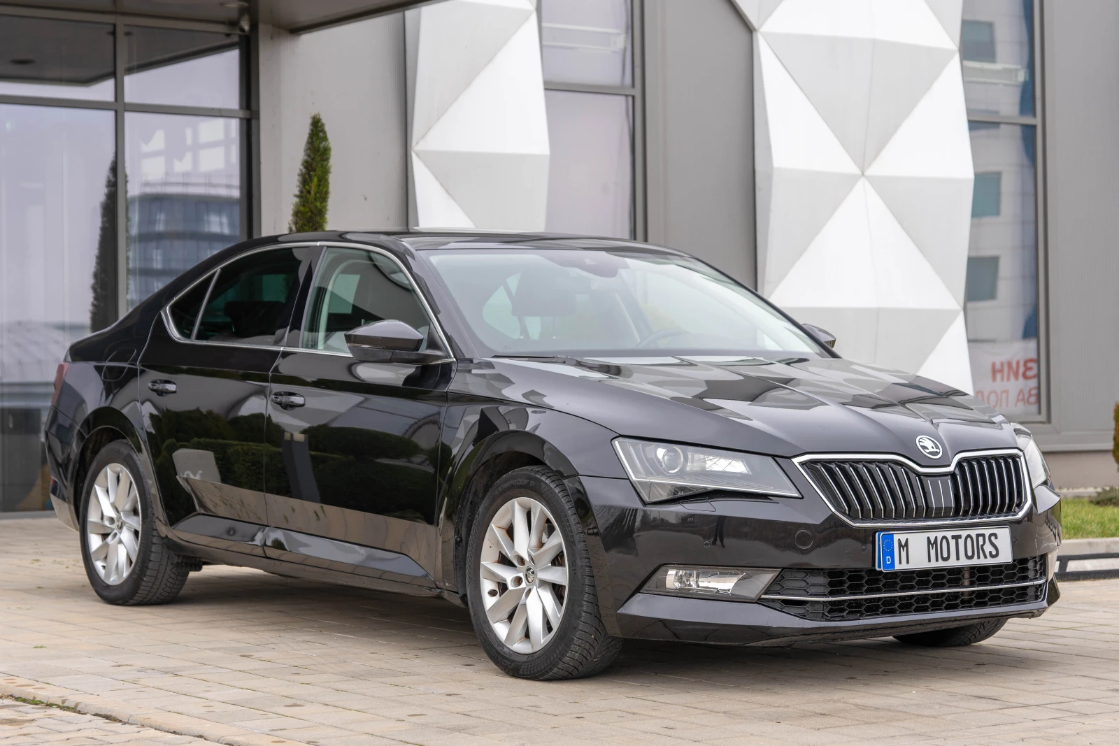 Skoda Superb 2.0 TDI 190кс. Keyless Distronic DSG7  | Mobile.bg — изображение 1