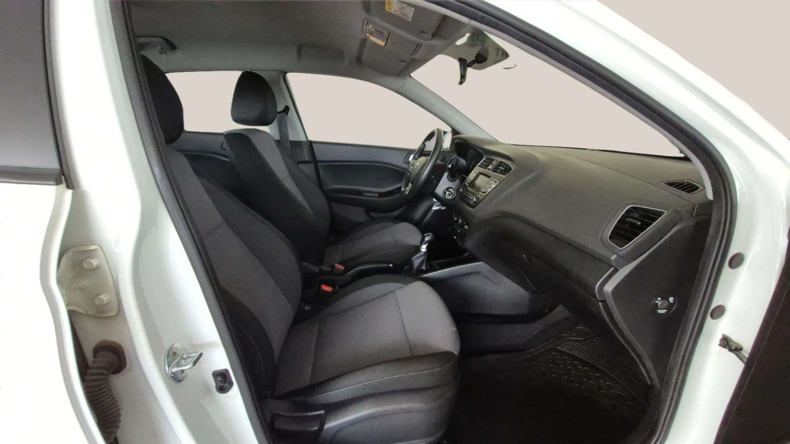 Hyundai I20 1.25 I - изображение 9